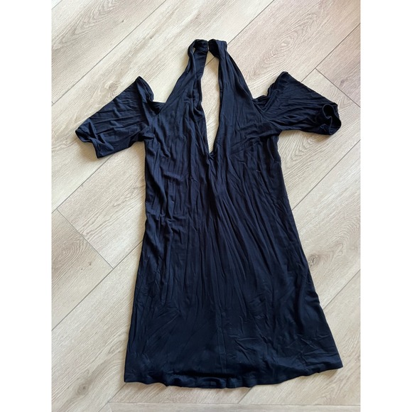 Haute Hippie Dresses & Skirts - Haute Hippie Black Mini Dress V Neck Halter‎ Cold Shoulder Party